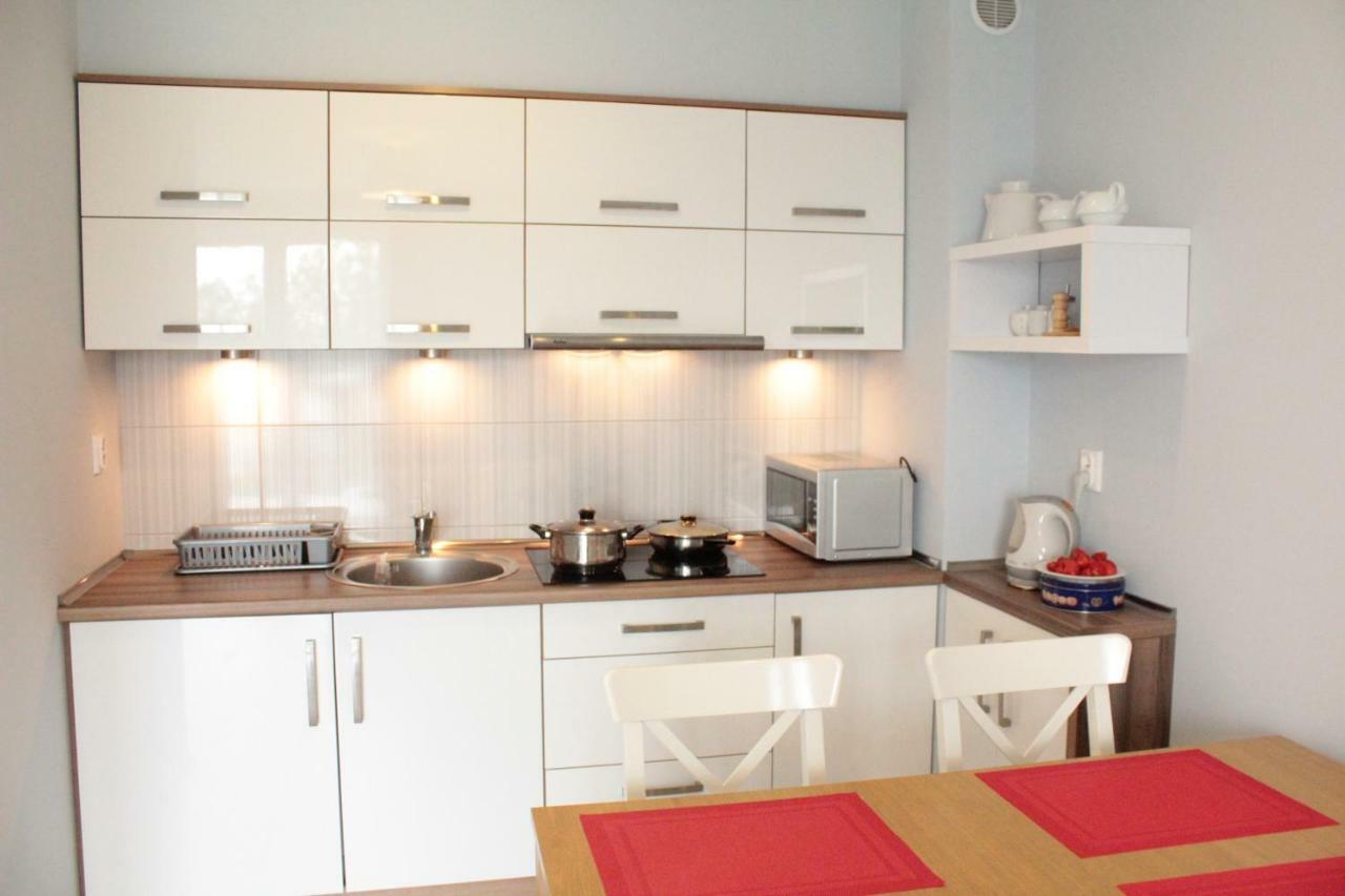 Apartament Kapitanski Bursztynowe Komnaty Darlowko Exterior foto