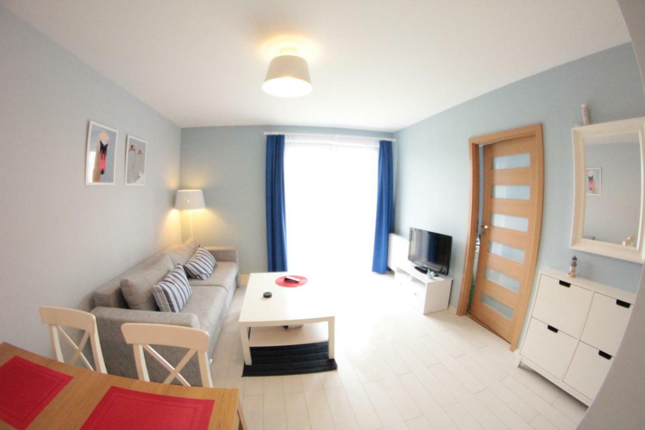 Apartament Kapitanski Bursztynowe Komnaty Darlowko Exterior foto