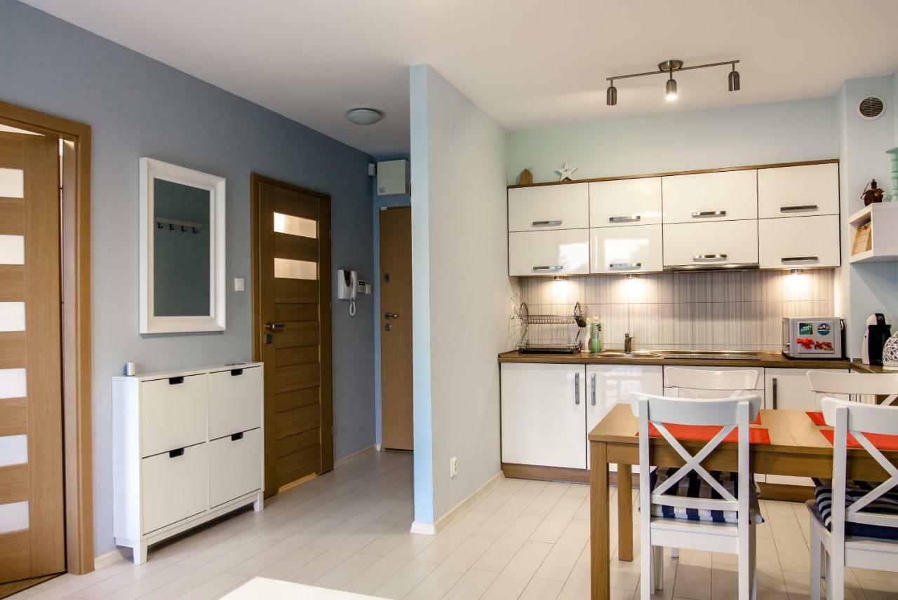 Apartament Kapitanski Bursztynowe Komnaty Darlowko Exterior foto